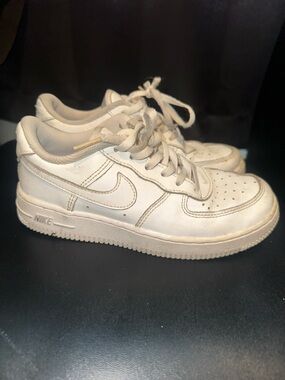 Kids Nike Air Force 1 Low Triple White Size 2.5Y Used Condition